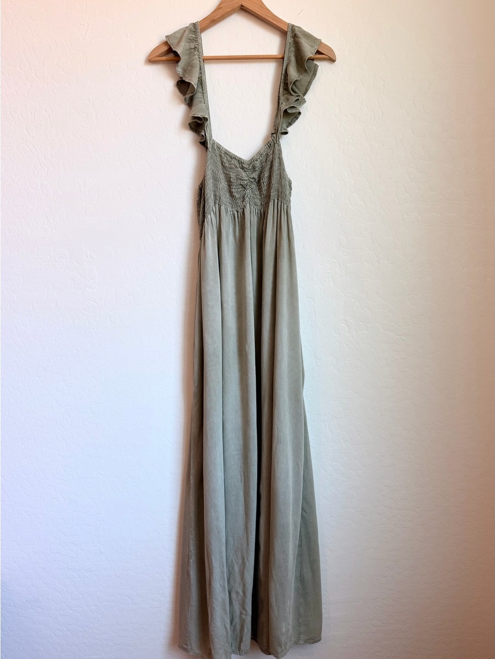 Forever 21 Sage Green Smocked Maxi Dress with Ruffled Straps